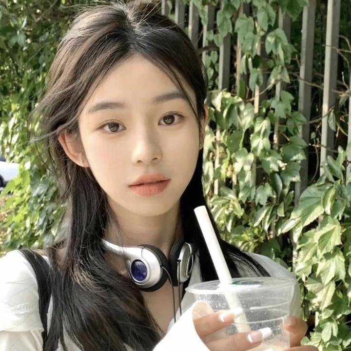 艾玛好色